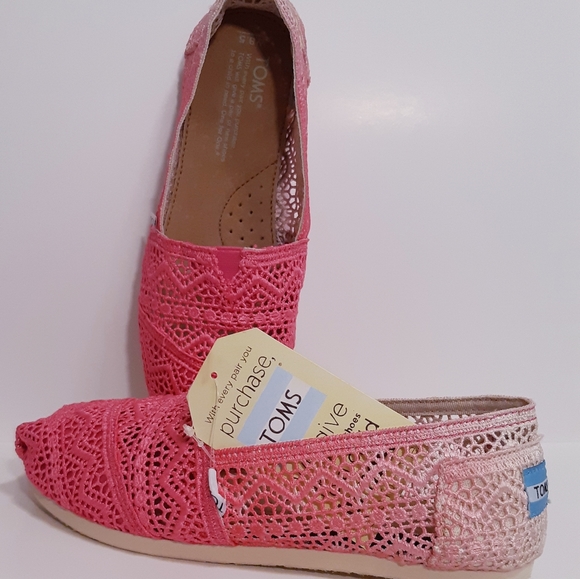 TOMS 8.5 Fuschia Dip-Dyed - Picture 4 of 4